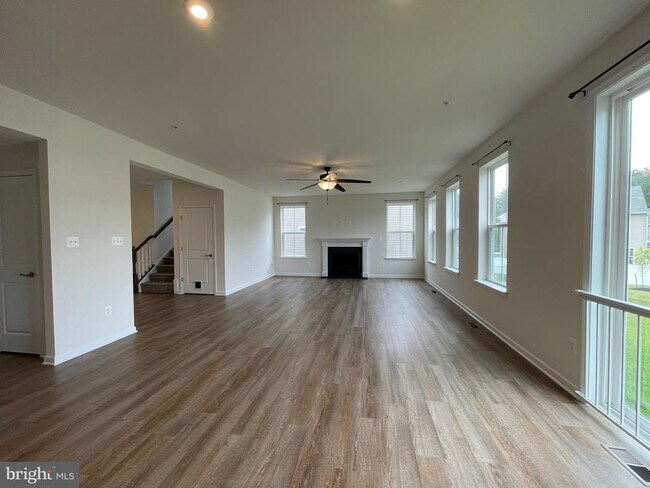 Building Photo - 23347 Sawara Ct