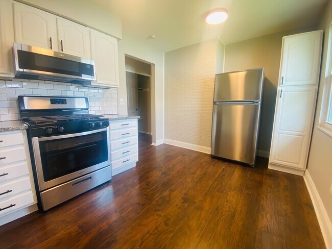 Building Photo - 5254 Karl Rd