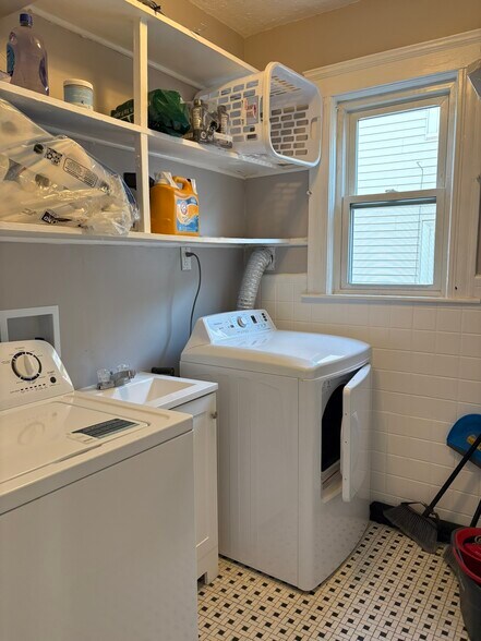 Building Photo - 58 Prentiss St