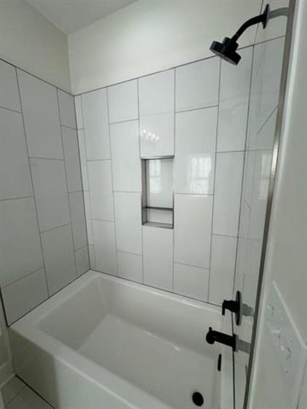 Building Photo - 3541 Sanctuary Dr