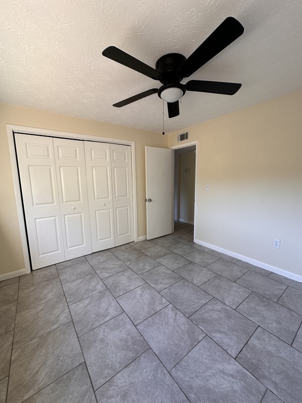 Building Photo - 3661 Boone Park Ave