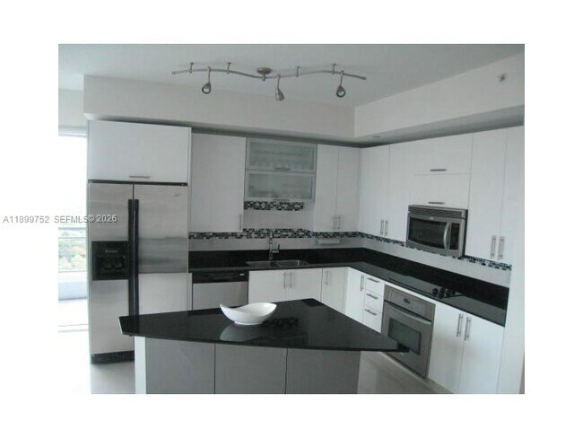 Building Photo - 60 SW 13th St