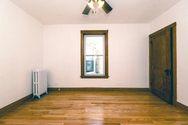 Building Photo - 5104 W Hutchinson St