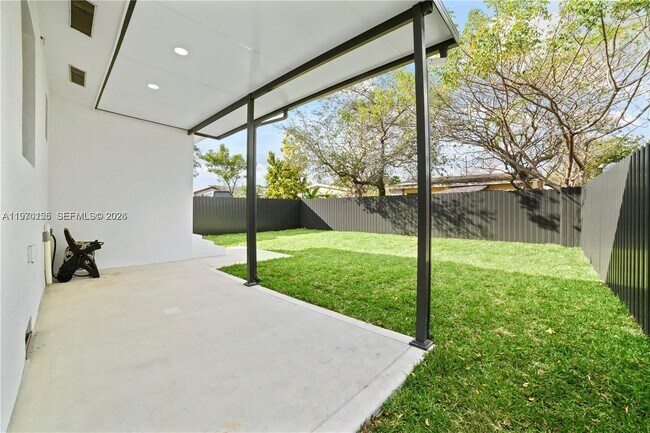 Building Photo - 1739 NW 67th St