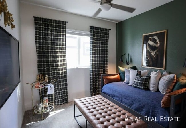 Building Photo - 2376 N 79th Pl