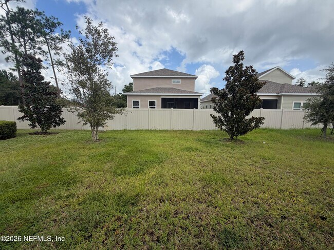 Building Photo - 2219 Major Oak St