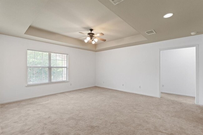 Building Photo - 16304 Fincastle Dr