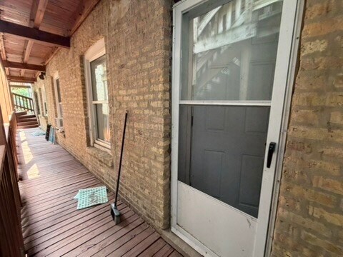 Building Photo - 1354 W Argyle St