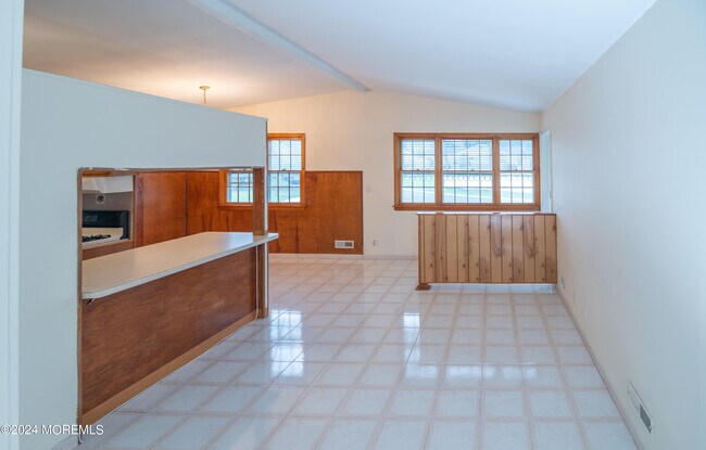 Building Photo - 3 Willowbrook Dr