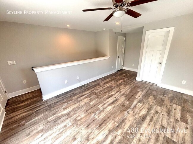 Building Photo - 488 Evergreen Ave
