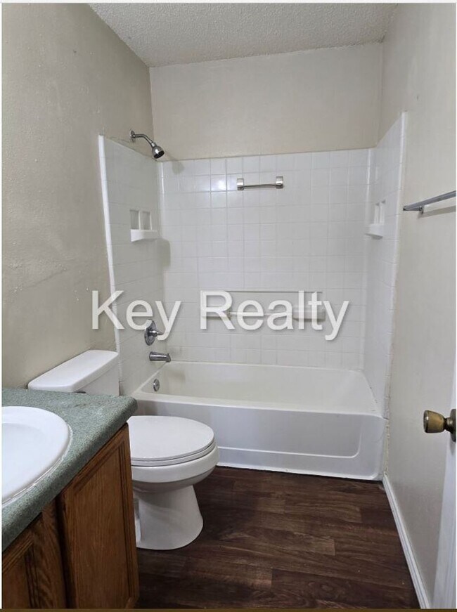 Building Photo - 3801 Palace Ct