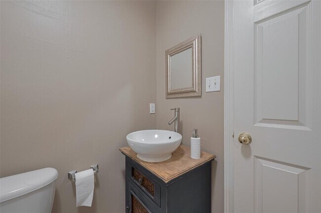 Building Photo - 9072 Grand Lake Estates Dr