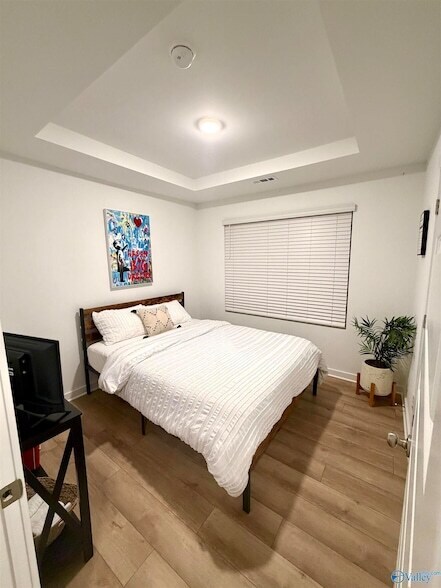 Building Photo - 7559 Discovery Pt Dr NW