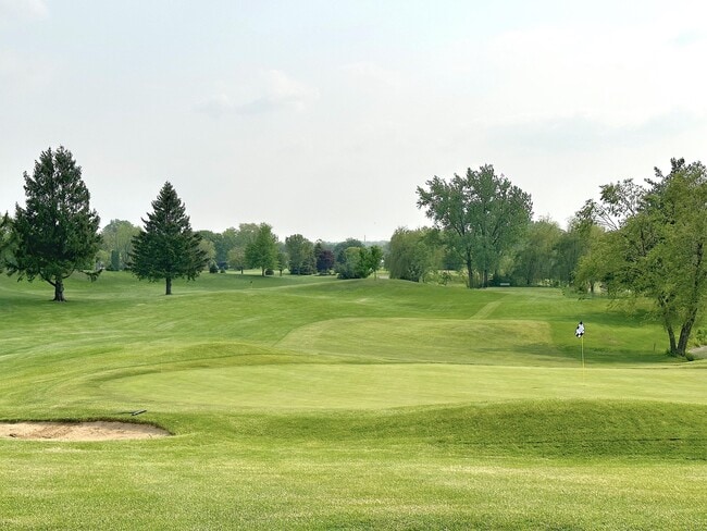 Building Photo - 856 Brickley Dr