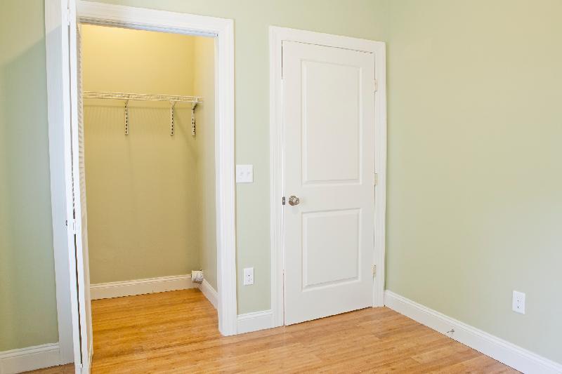 Building Photo - 23 Evergreen St