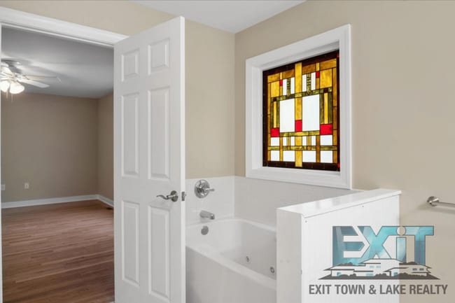 Building Photo - Pristine 3 Bedroom 2 Bath Home in Tanglewo...