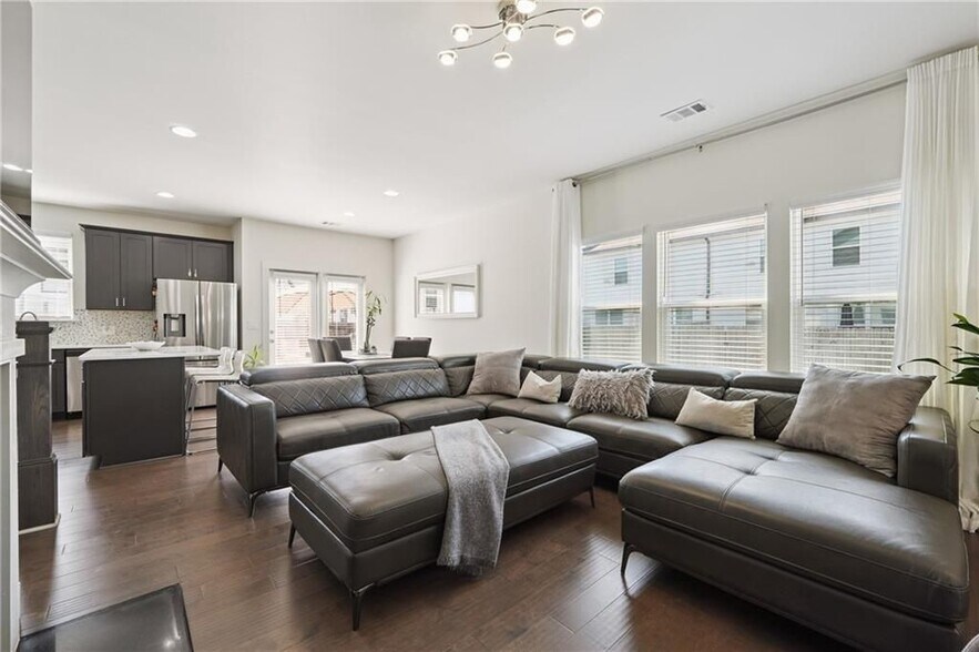 Building Photo - 162 Auburn Run Ln