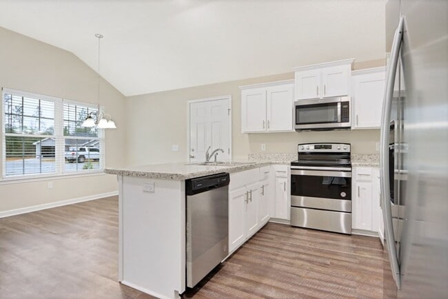 Building Photo - 3bd 2ba HOME FOR RENT!