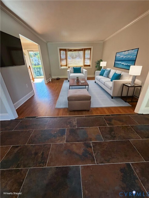 Building Photo - 2406 Sagamore Ct