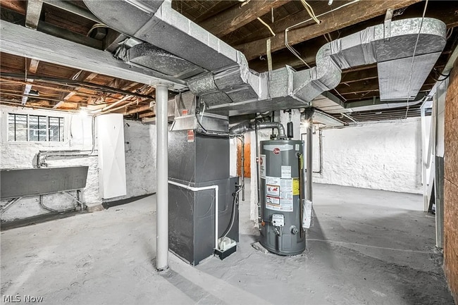 Building Photo - 651 E 115th St