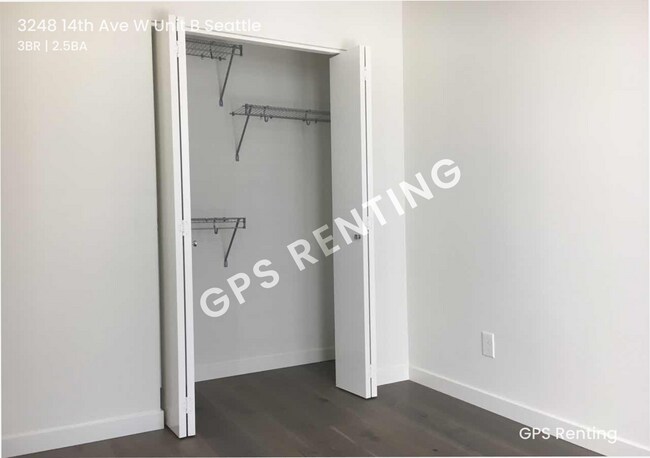 Building Photo - 3248B 14th Ave W