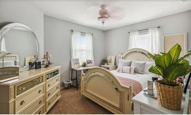 Building Photo - 2403 Hassonite St