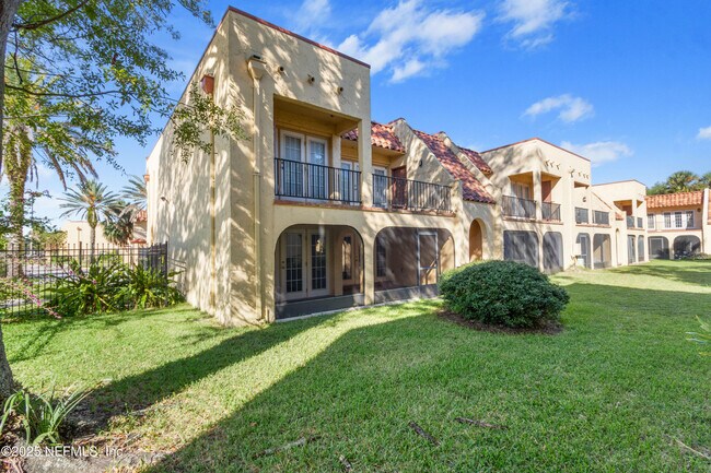 Building Photo - 6655 Bell Tower Ct