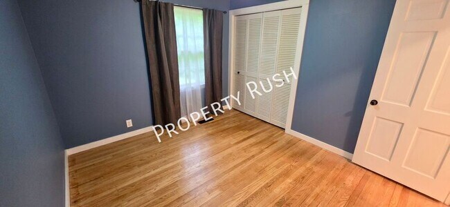 Building Photo - 3229 Westonia Dr