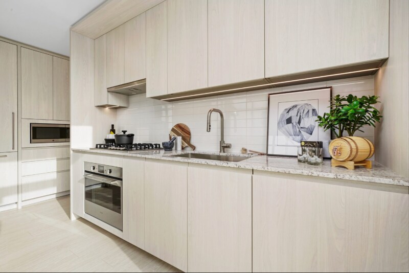 Building Photo - 382 N Union Ave