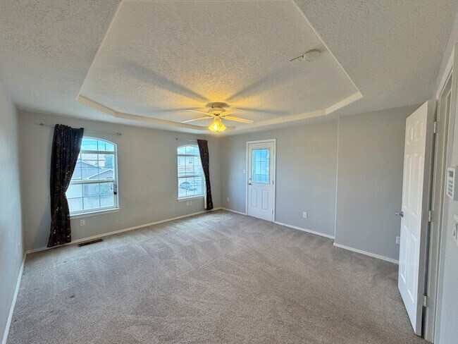 Building Photo - 7300 Tricia Rd NE