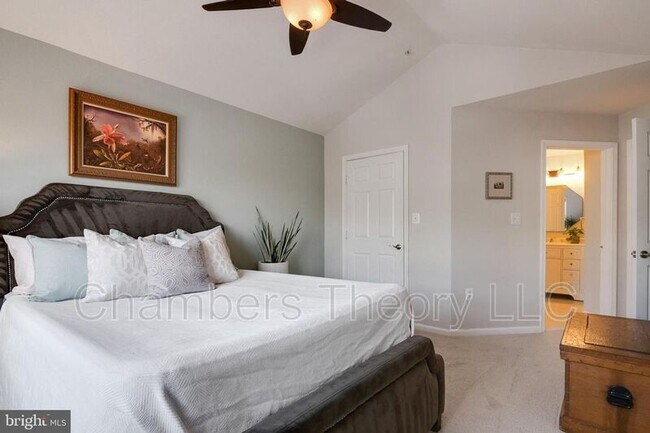 Building Photo - 12813 Fair Briar Ln