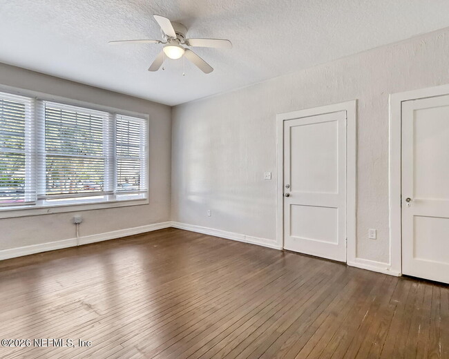 Building Photo - 1020 Stockton St