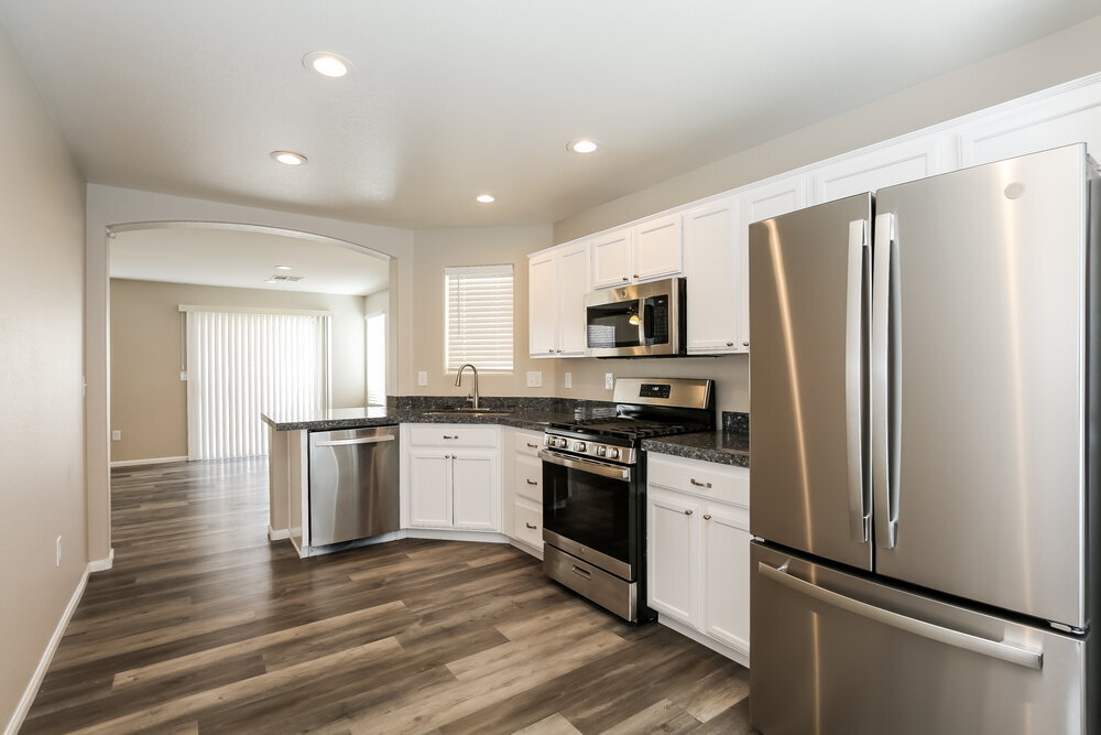 Building Photo - 9450 Havasu Canyon Ave