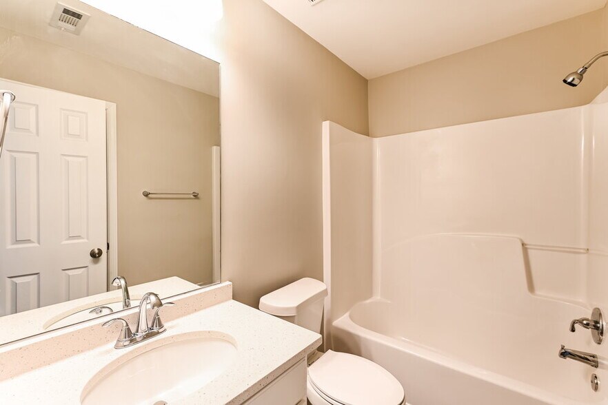 Building Photo - 361 Grayson Way