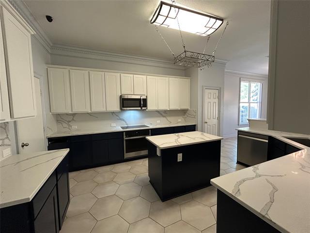 Building Photo - 2409 Tahoe Ln