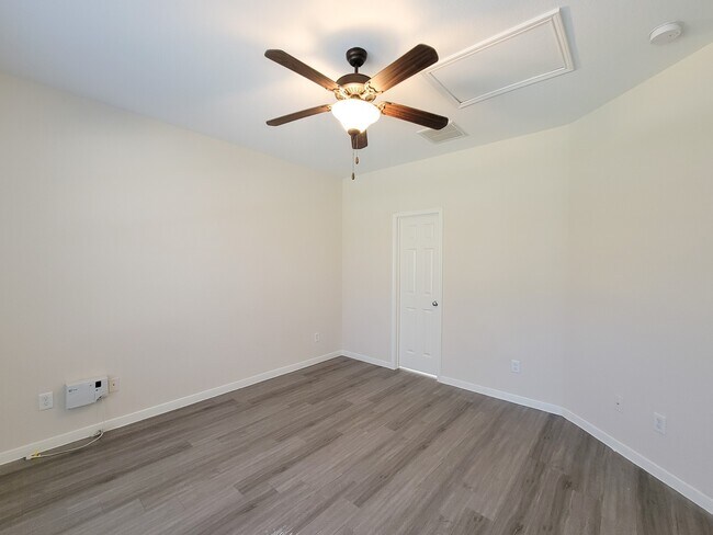 Building Photo - 21818 Grassy Hill Ln