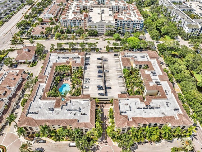 Building Photo - 4303 Renaissance Way