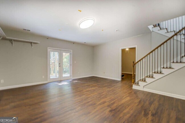 Building Photo - 30 Magan Ct