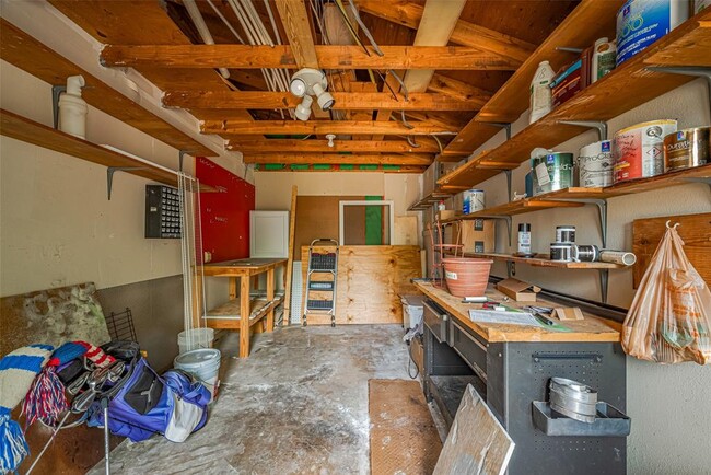 Building Photo - 13622 Comely Ln