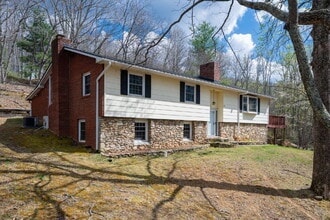 Building Photo - Fairview Retreat | 3BR/3BA with Finished Basement, 2-Car Garage & Private Yard — 17 Min to Asheville