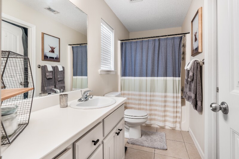 Building Photo - 5252 Fortress Cir