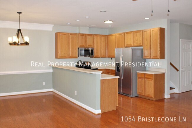 Building Photo - 1054 Bristlecone Ln