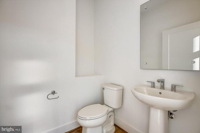 Building Photo - 3234 Royal Fern Pl