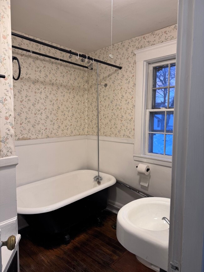 Building Photo - 11 Page St