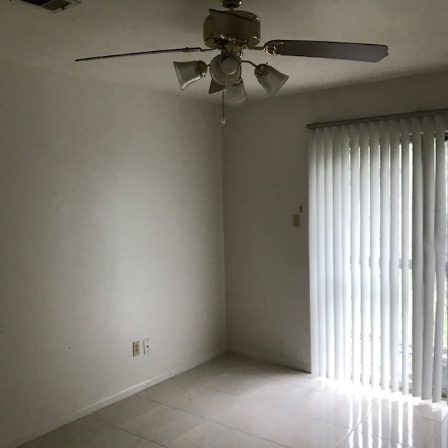 Master bedroom - 1202 Peach Spring Dr