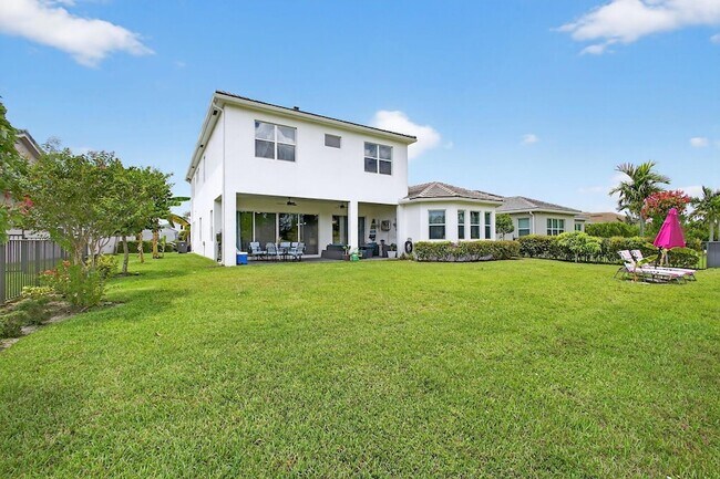 Building Photo - 15953 Whippoorwill Cir