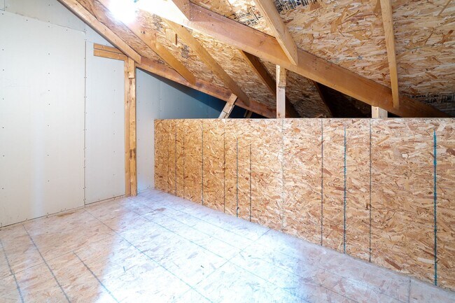 Building Photo - 509-511 Glenstone Dr.