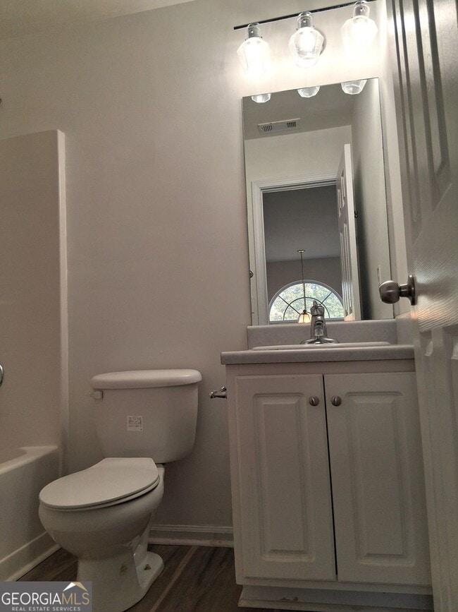 Building Photo - 122 Brenleigh Park Dr