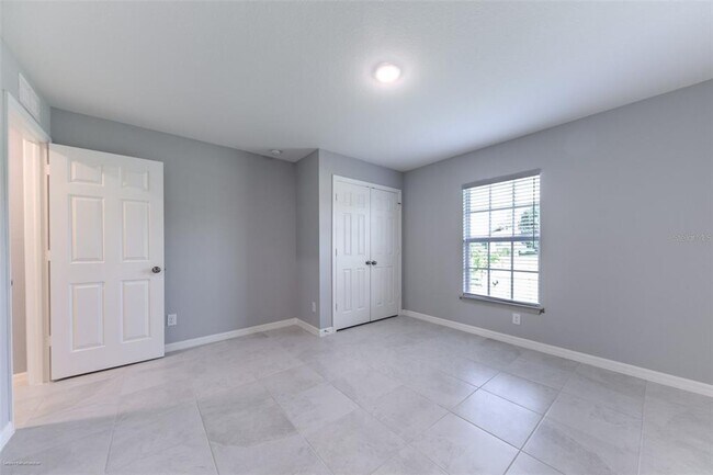 Building Photo - 25583 Deep Creek Blvd