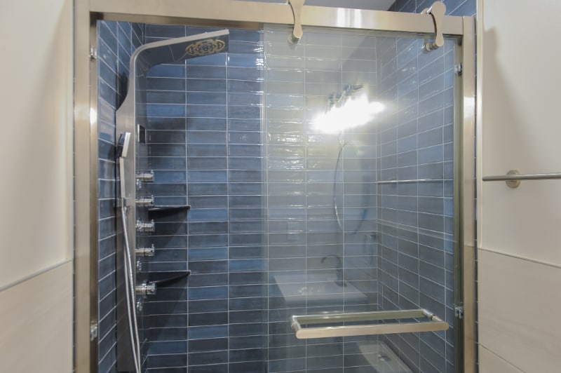 Building Photo - 719 Carpenter St